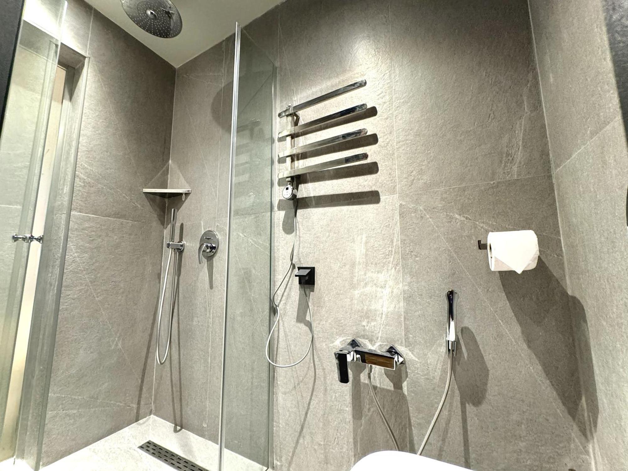 Tbilisi Edition - Design Hotel & Private Spa Buitenkant foto