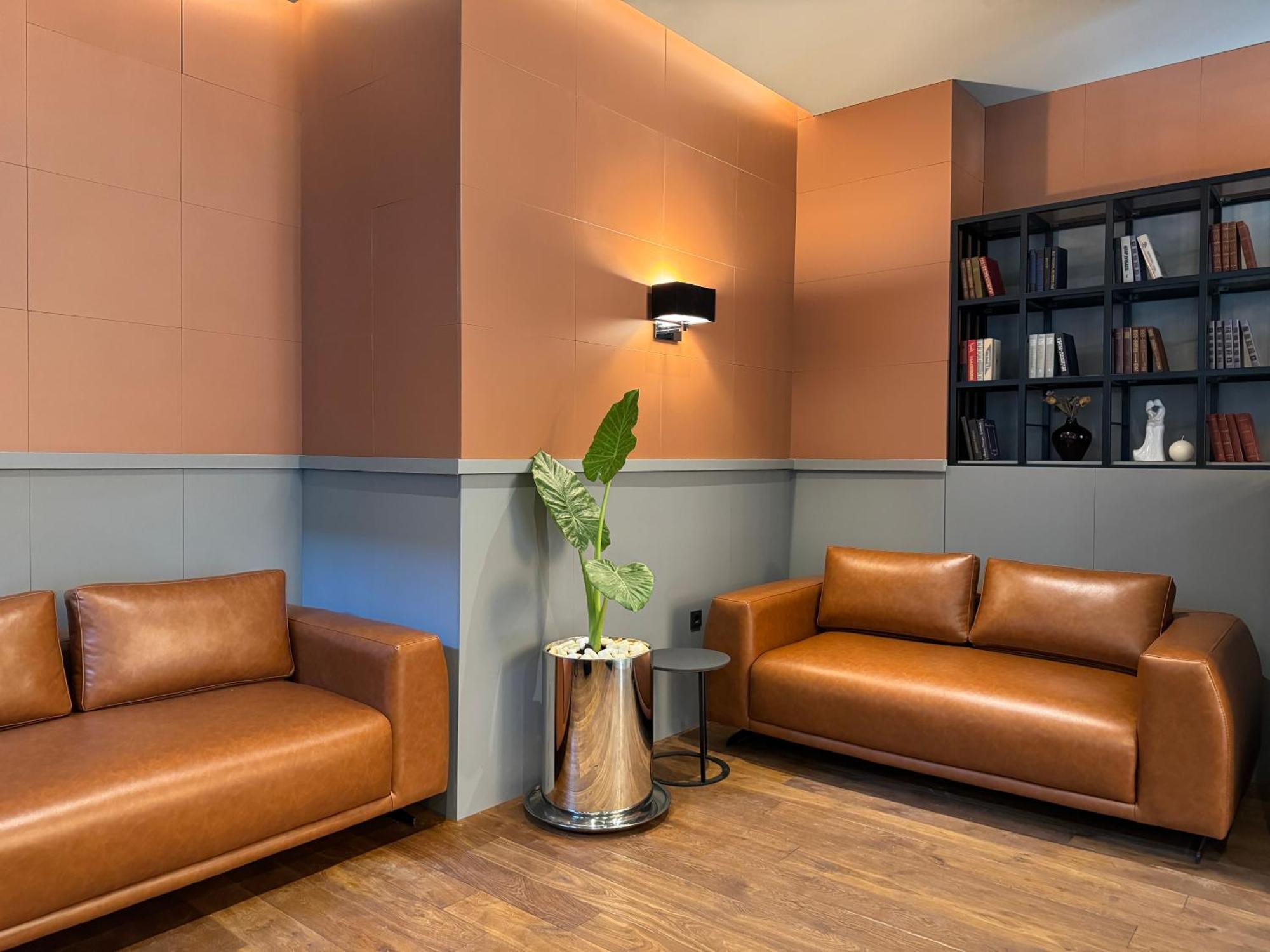 Tbilisi Edition - Design Hotel & Private Spa Buitenkant foto