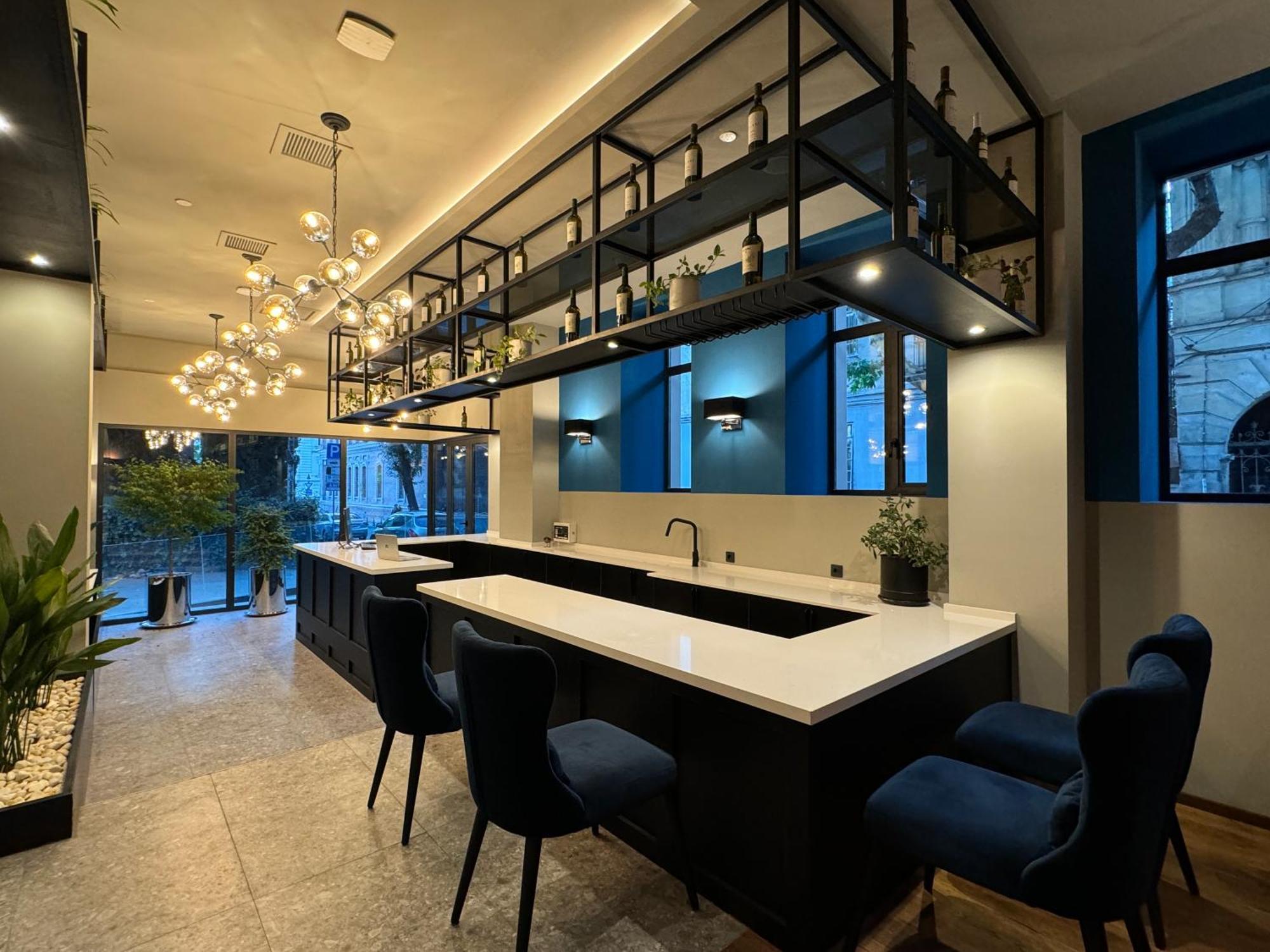 Tbilisi Edition - Design Hotel & Private Spa Buitenkant foto
