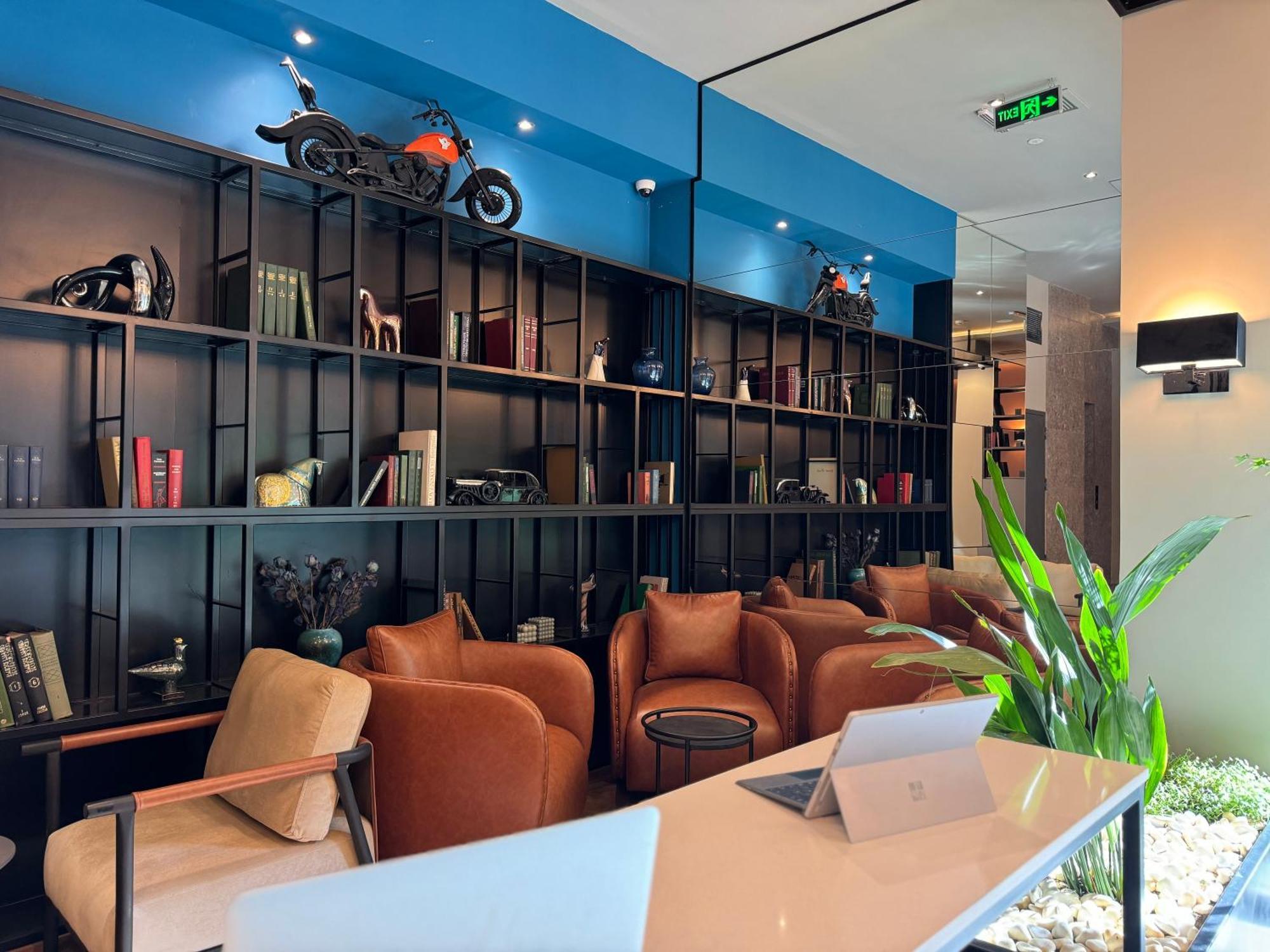 Tbilisi Edition - Design Hotel & Private Spa Buitenkant foto