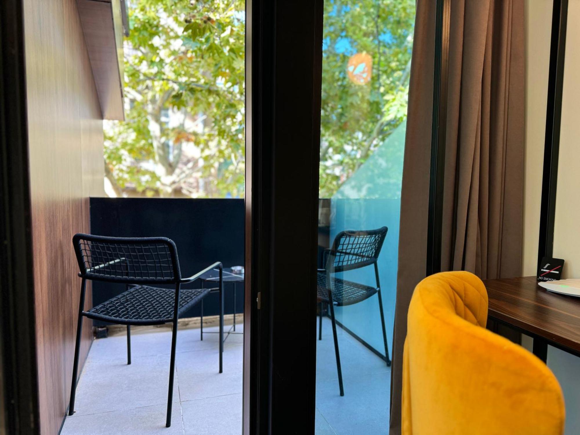 Tbilisi Edition - Design Hotel & Private Spa Buitenkant foto